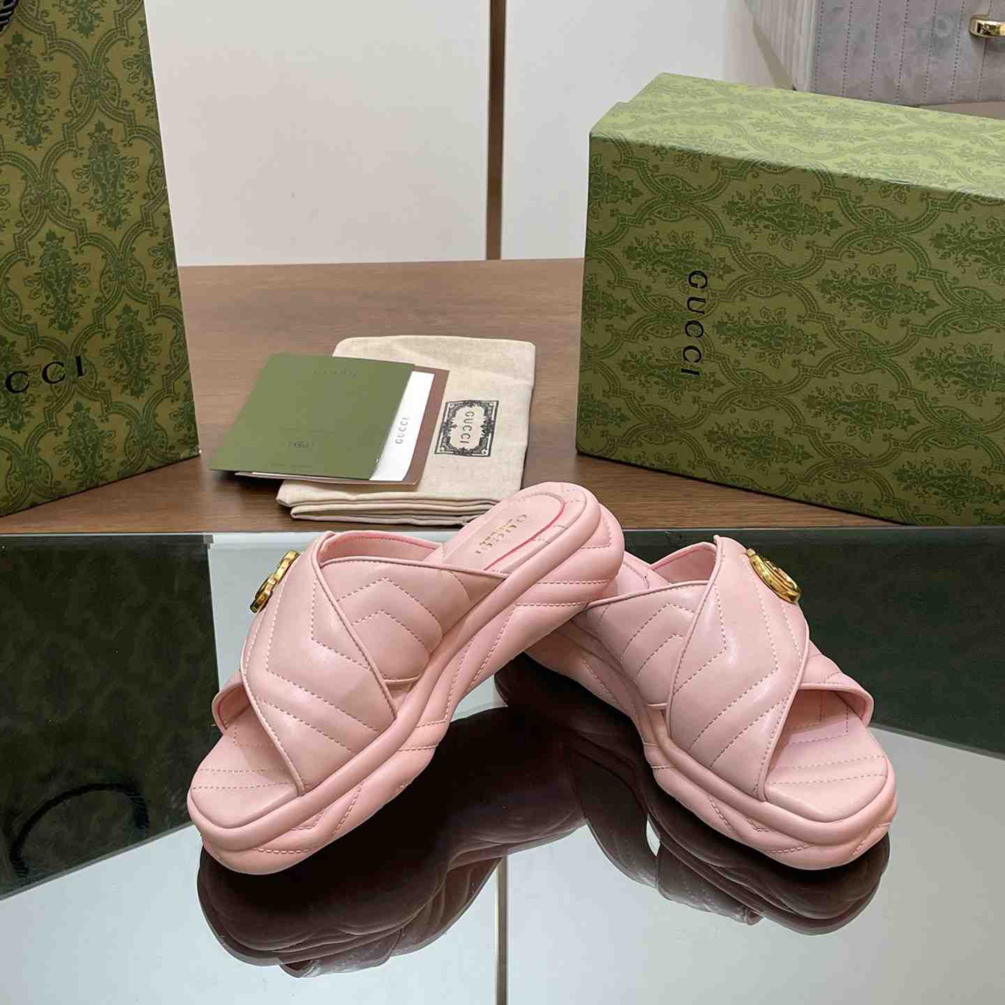 Gucci Women's Double G Slide Sandal - DopestKickz