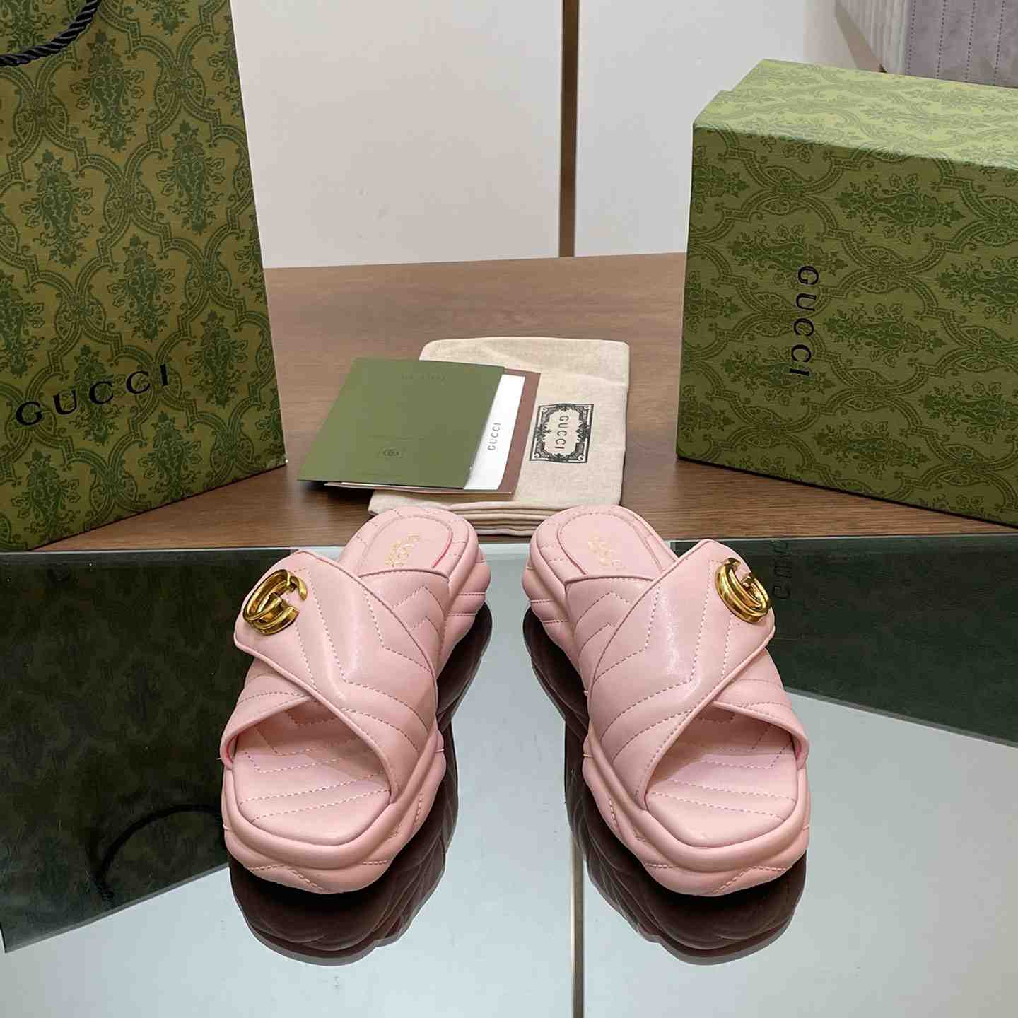 Gucci Women's Double G Slide Sandal - DopestKickz