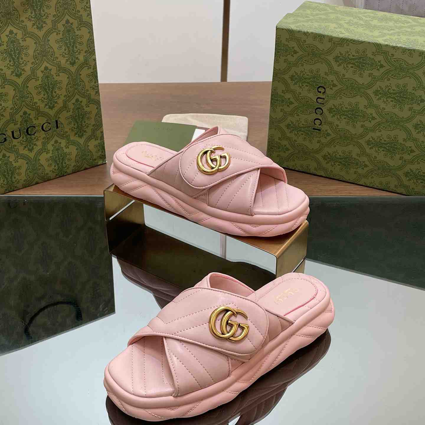 Gucci Women's Double G Slide Sandal - DopestKickz
