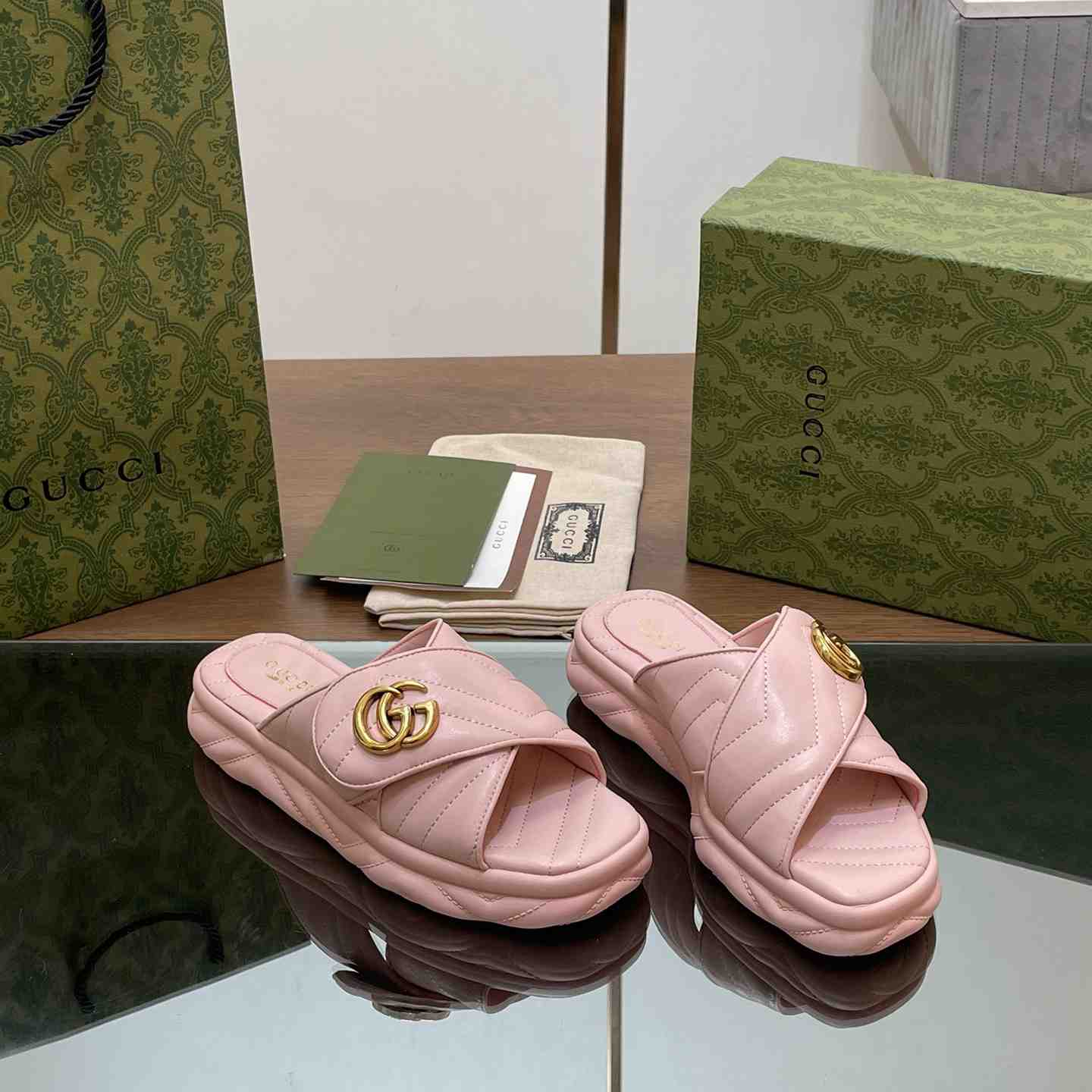 Gucci Women's Double G Slide Sandal - DopestKickz