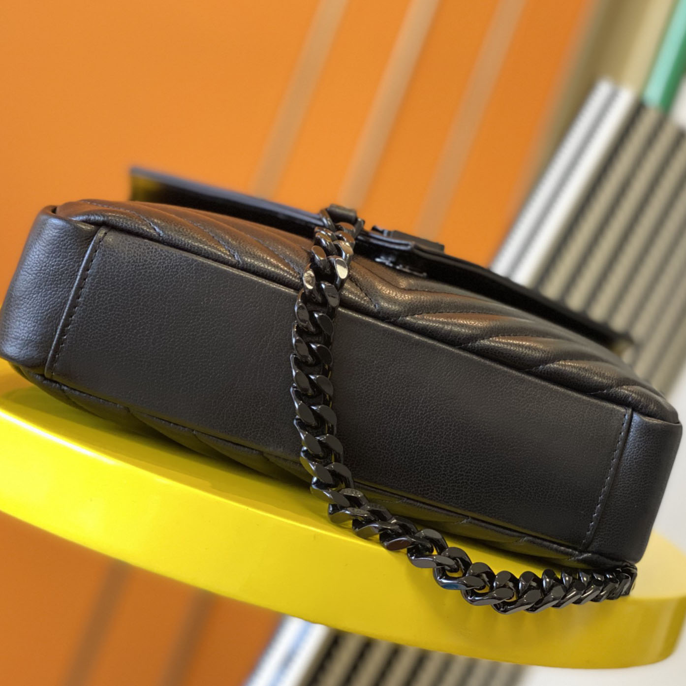 Saint Laurent Leather Shoulder Bag Black  (24x17x6.5cm) - DopestKickz