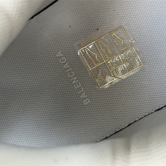 Balenciaga 3XL Sneaker In Light Grey - DopestKickz