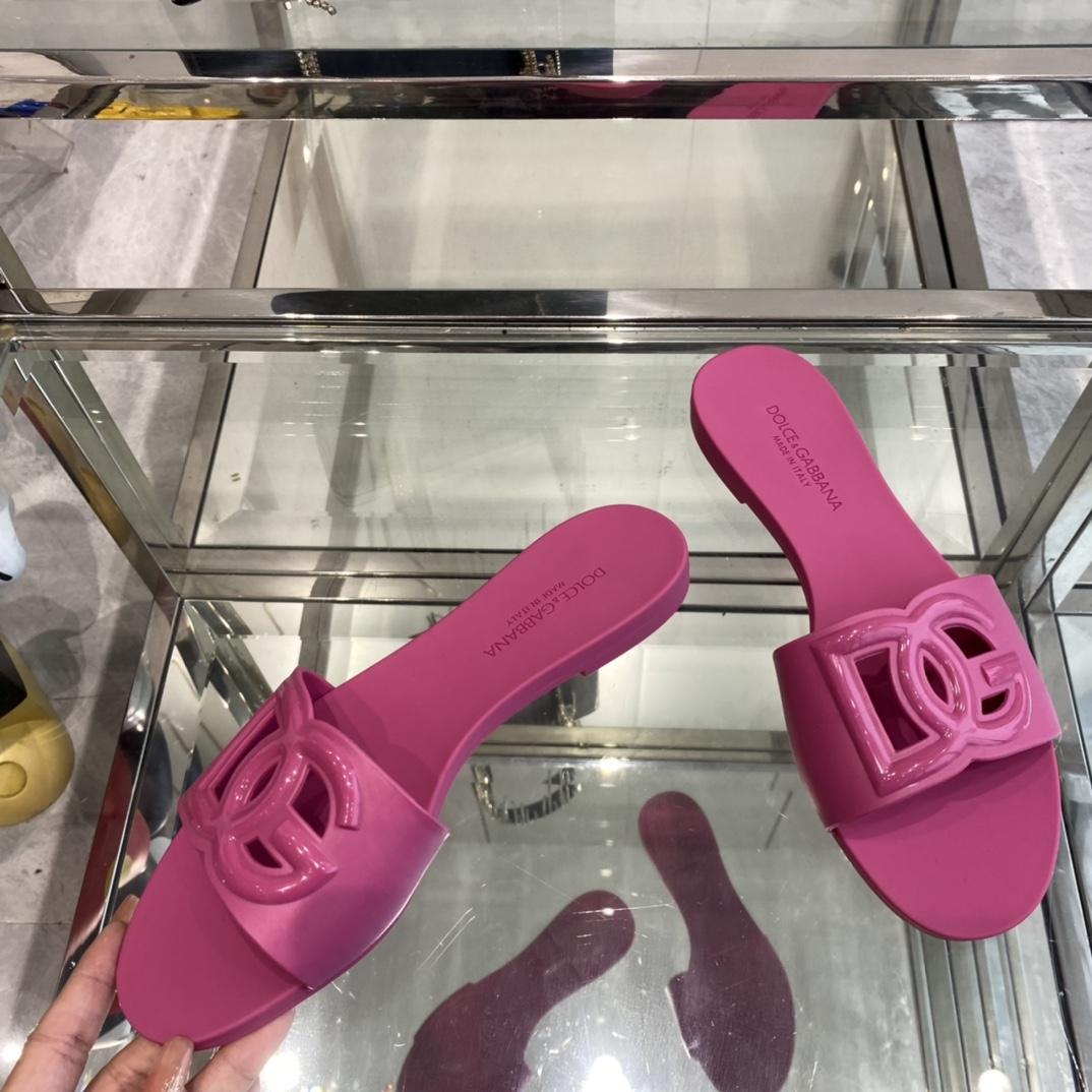 Dolce & Gabbana Rubber Beachwear Sliders - DopestKickz