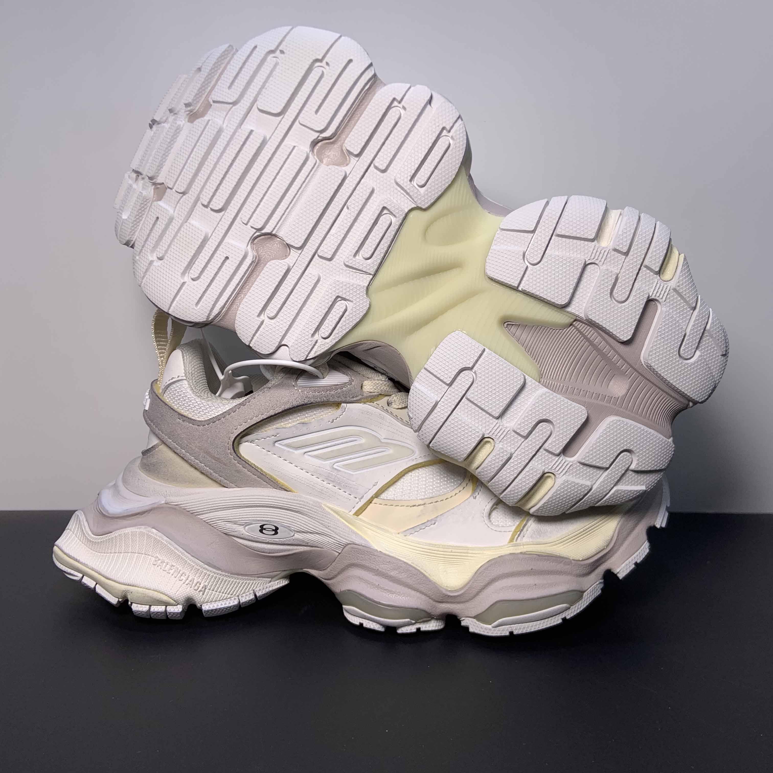 Balenciaga Cargo Sneaker - DopestKickz