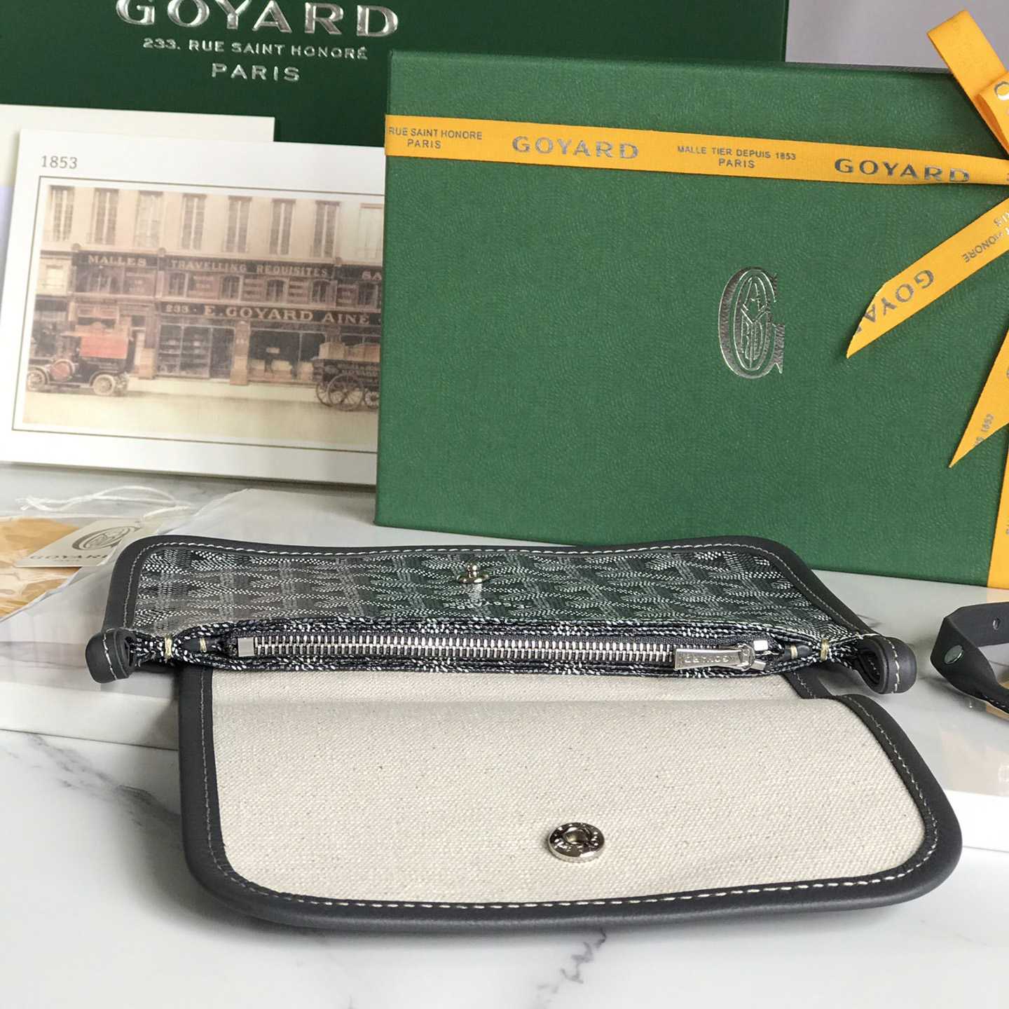 Goyard Plumet Pocket Wallet - DopestKickz