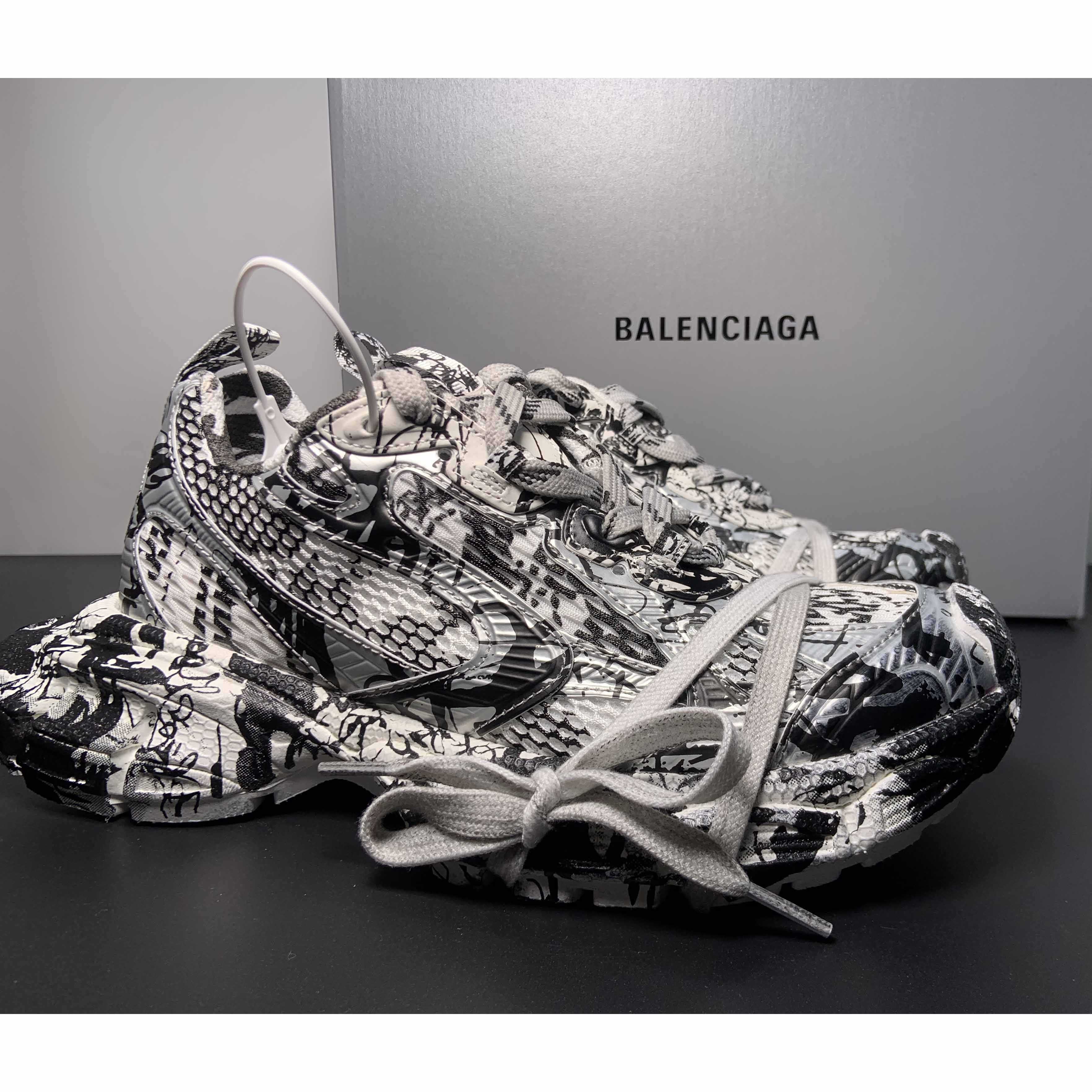 Balenciaga 3XL Extreme Graffiti Sneaker In White And Black  - DopestKickz