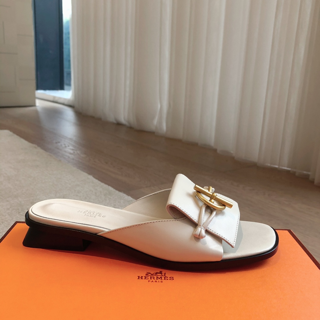 Hermes Isle Sandal - DopestKickz