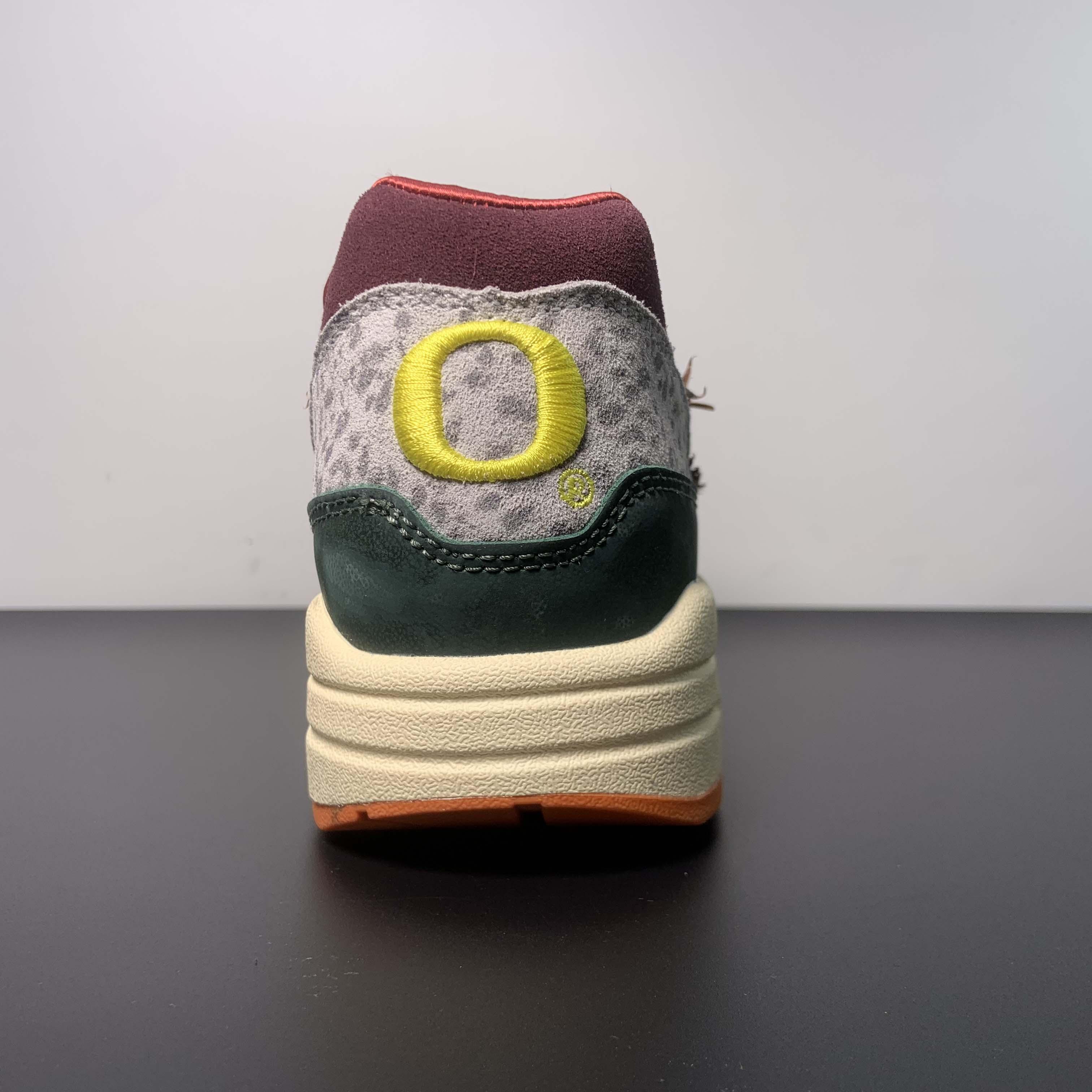 Division Street x Nike Air Max 1 Sneakers    HQ2639-100 - DopestKickz