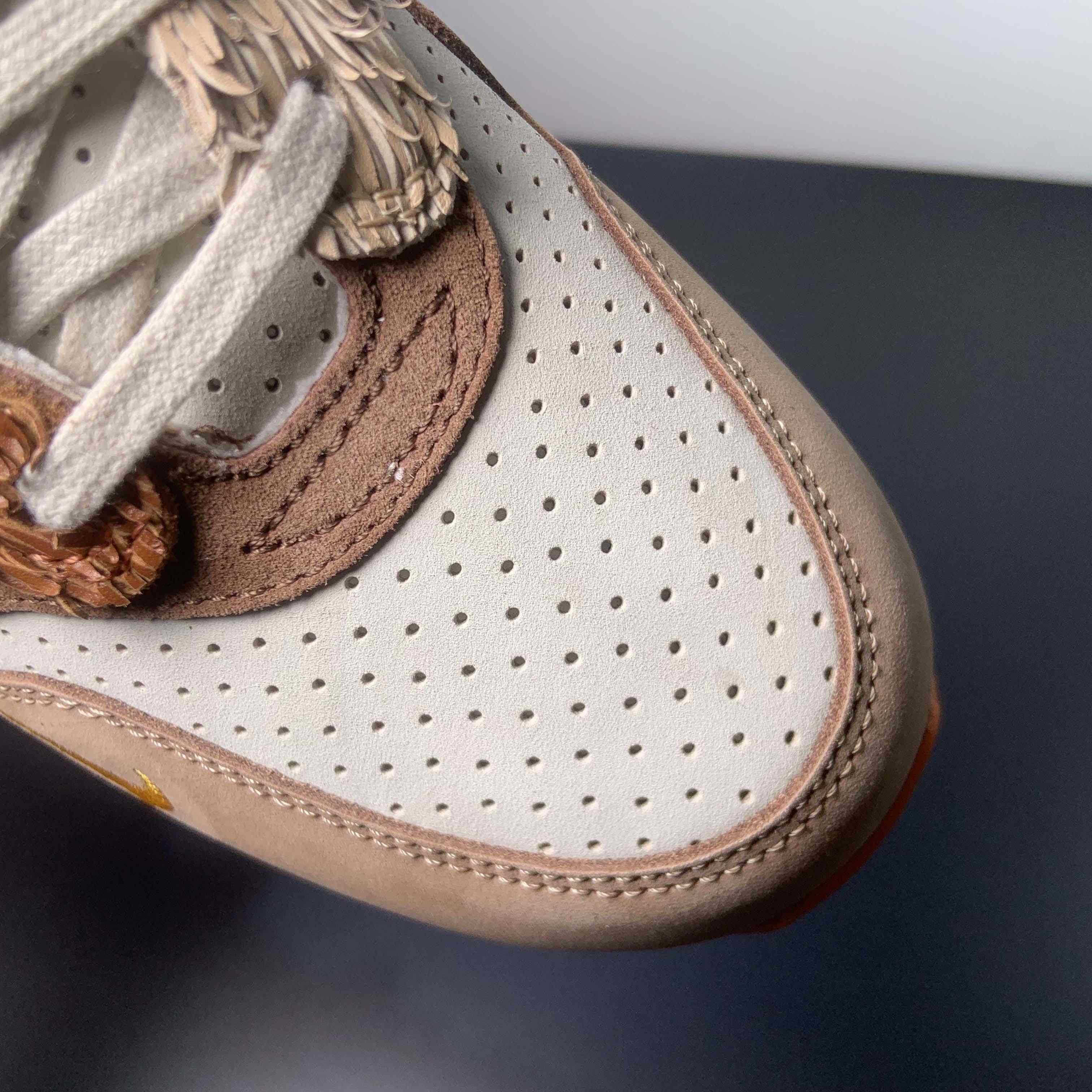 Division Street x Nike Air Max 1 Sneakers    HQ2639-100 - DopestKickz