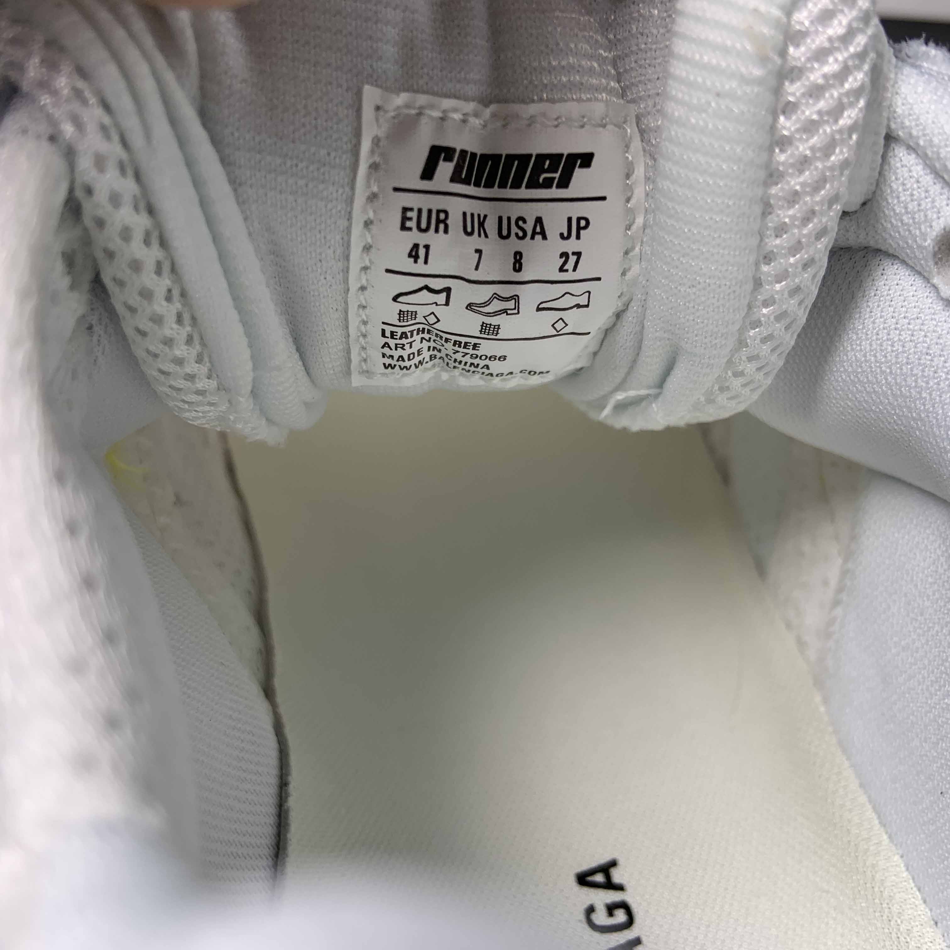 Balenciaga Runner 2.0 Sneaker - DopestKickz