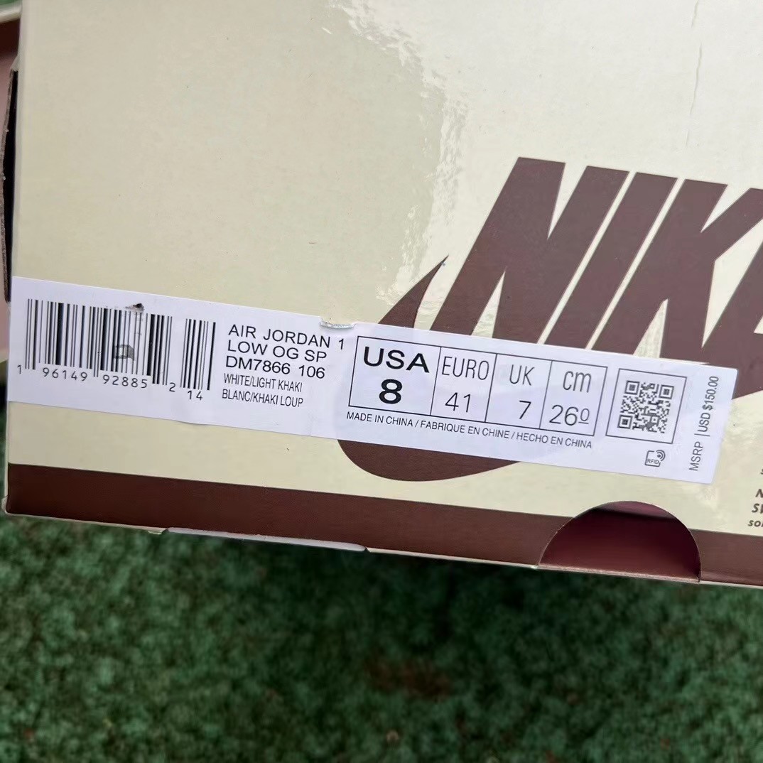 Travis Scott x Air Jordan 1 Low  Sneaker    DM7886-106 - DopestKickz