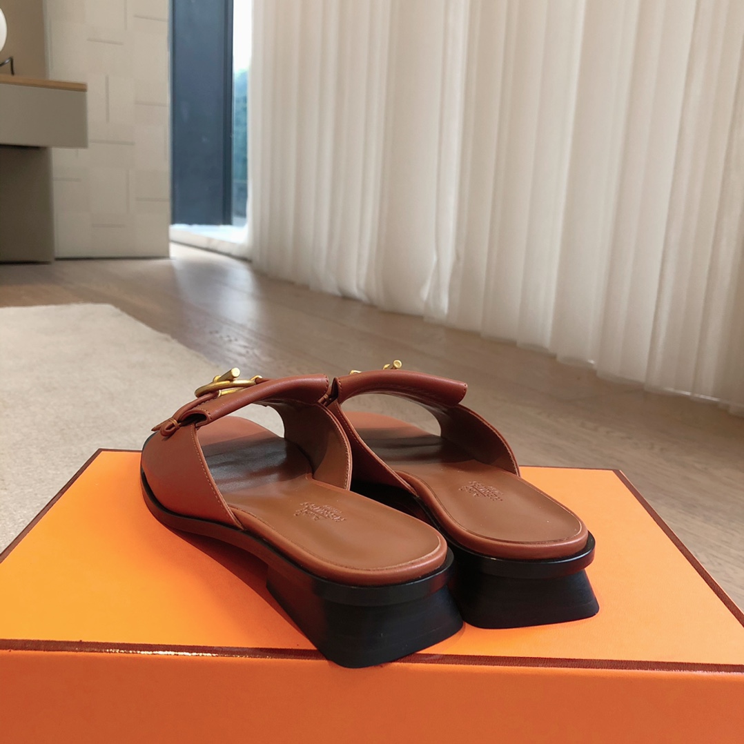 Hermes Isle Sandal - DopestKickz