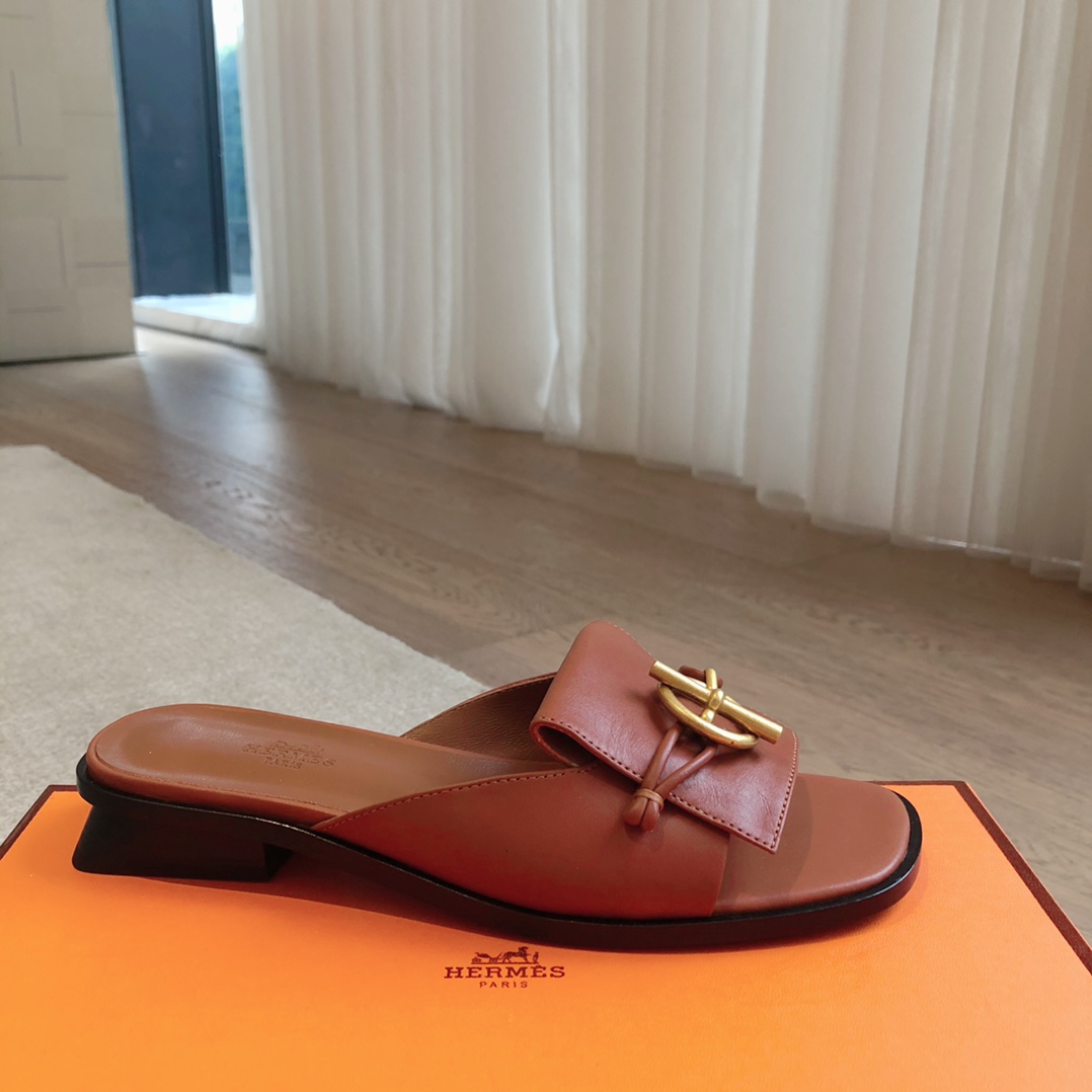 Hermes Isle Sandal - DopestKickz
