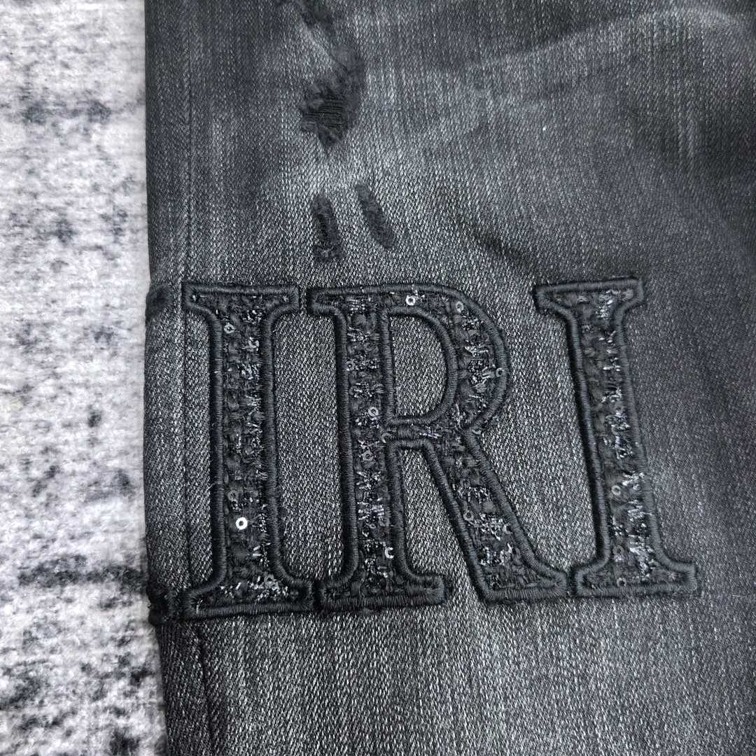 Amiri Slim Fit Jeans    670 - DopestKickz