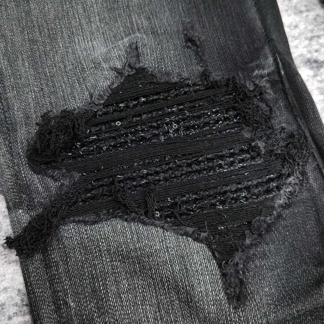 Amiri Slim Fit Jeans    670 - DopestKickz