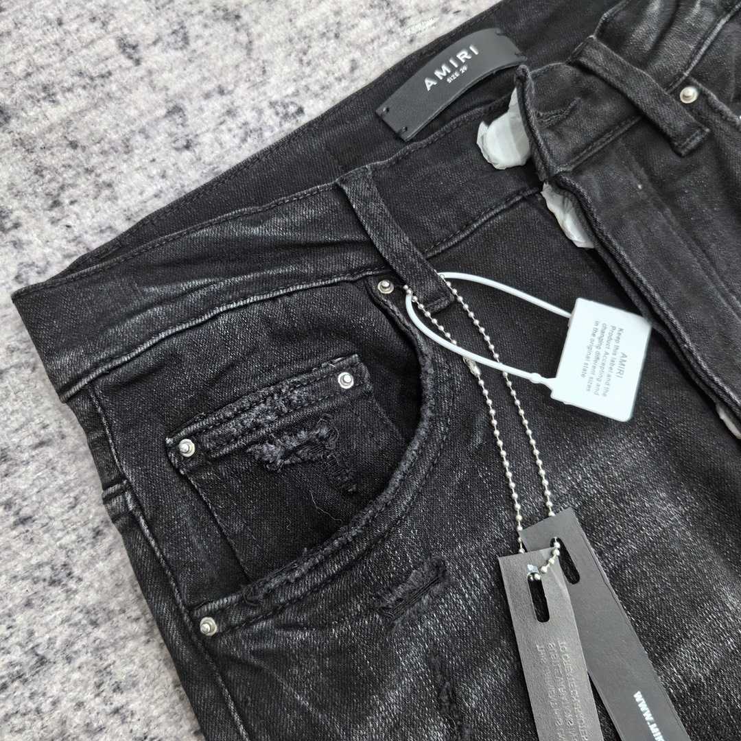Amiri Slim Fit Jeans    670 - DopestKickz