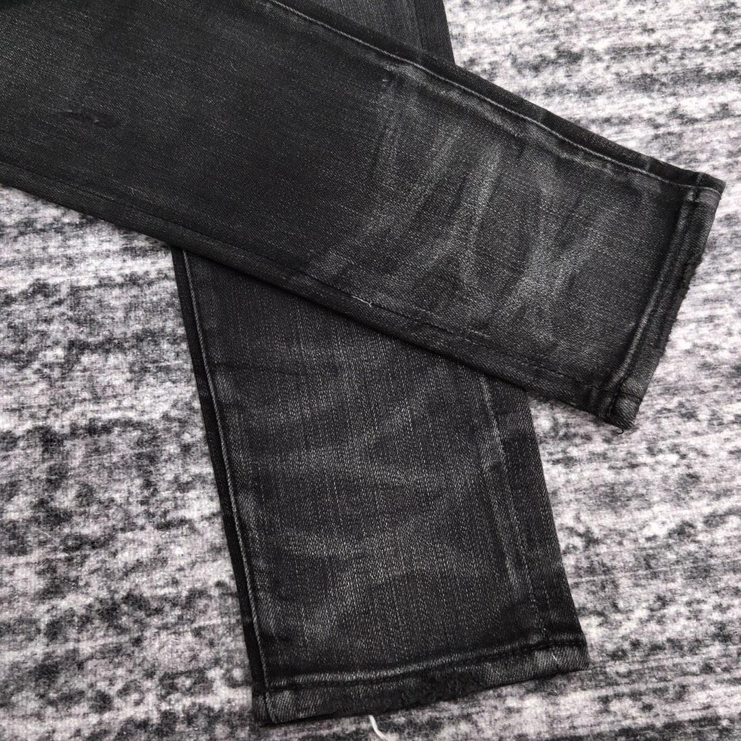 Amiri Slim Fit Jeans    670 - DopestKickz