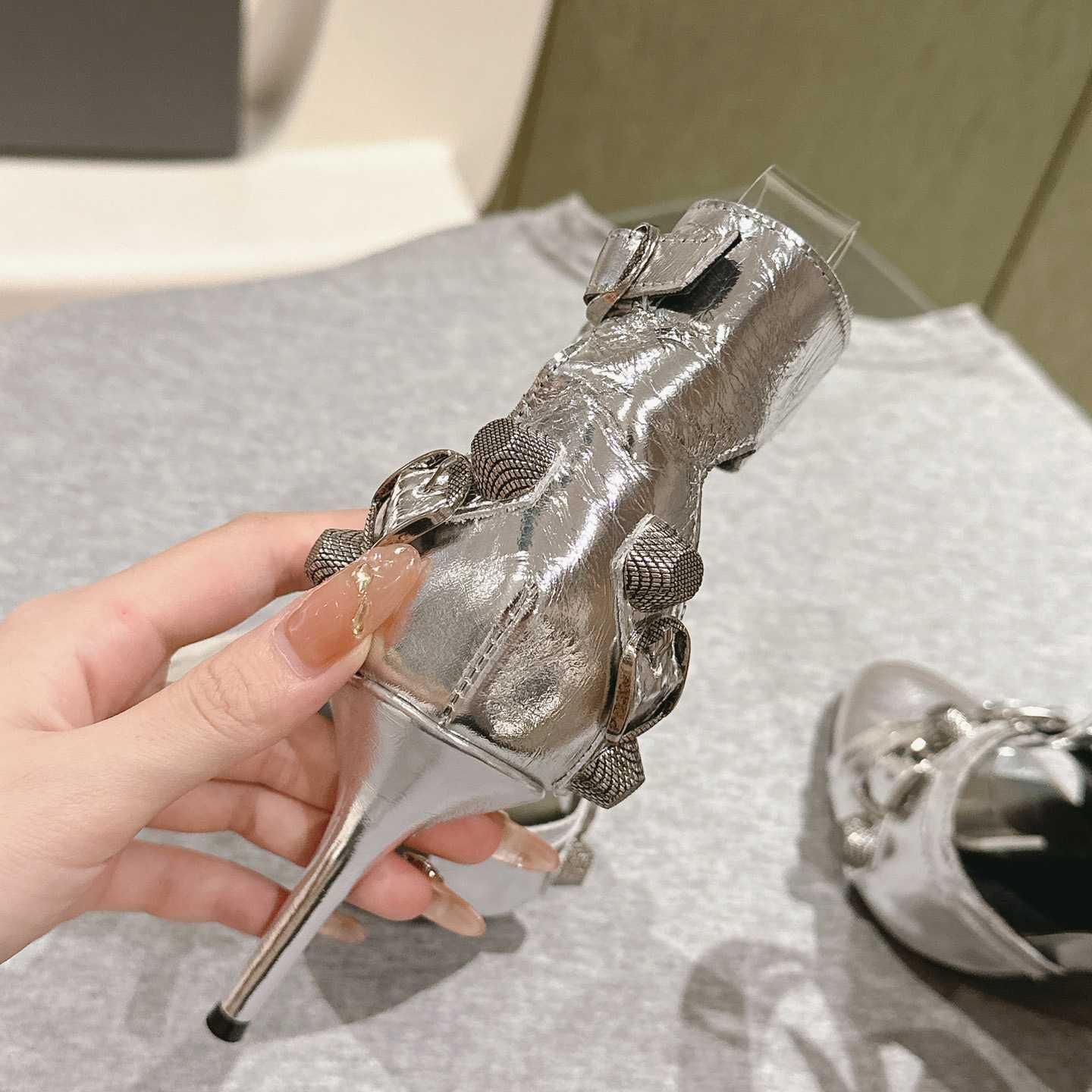 Balenciaga Cagole 110mm Metallic-finish Sandals - DopestKickz