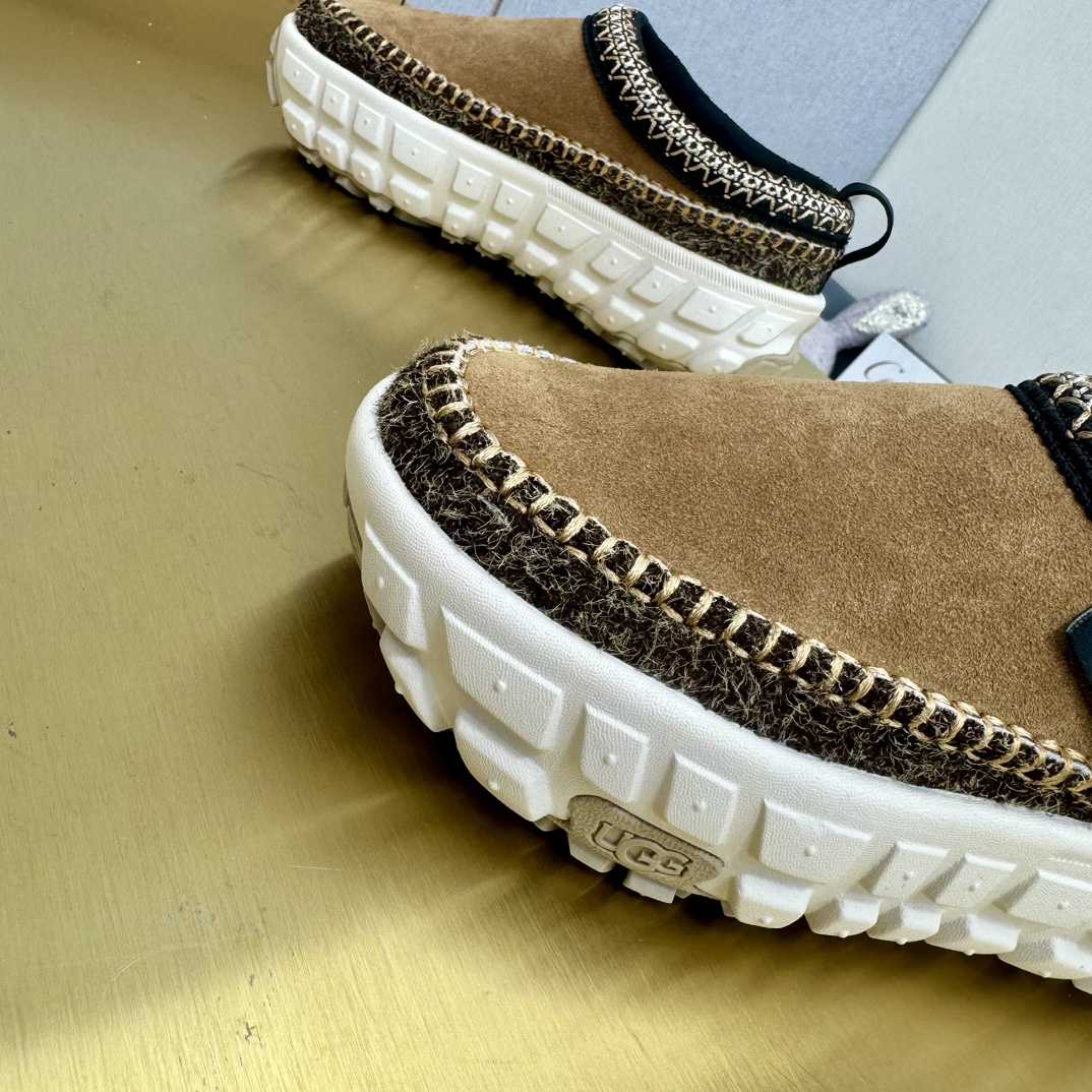 Ugg All Gender Venture Daze - DopestKickz