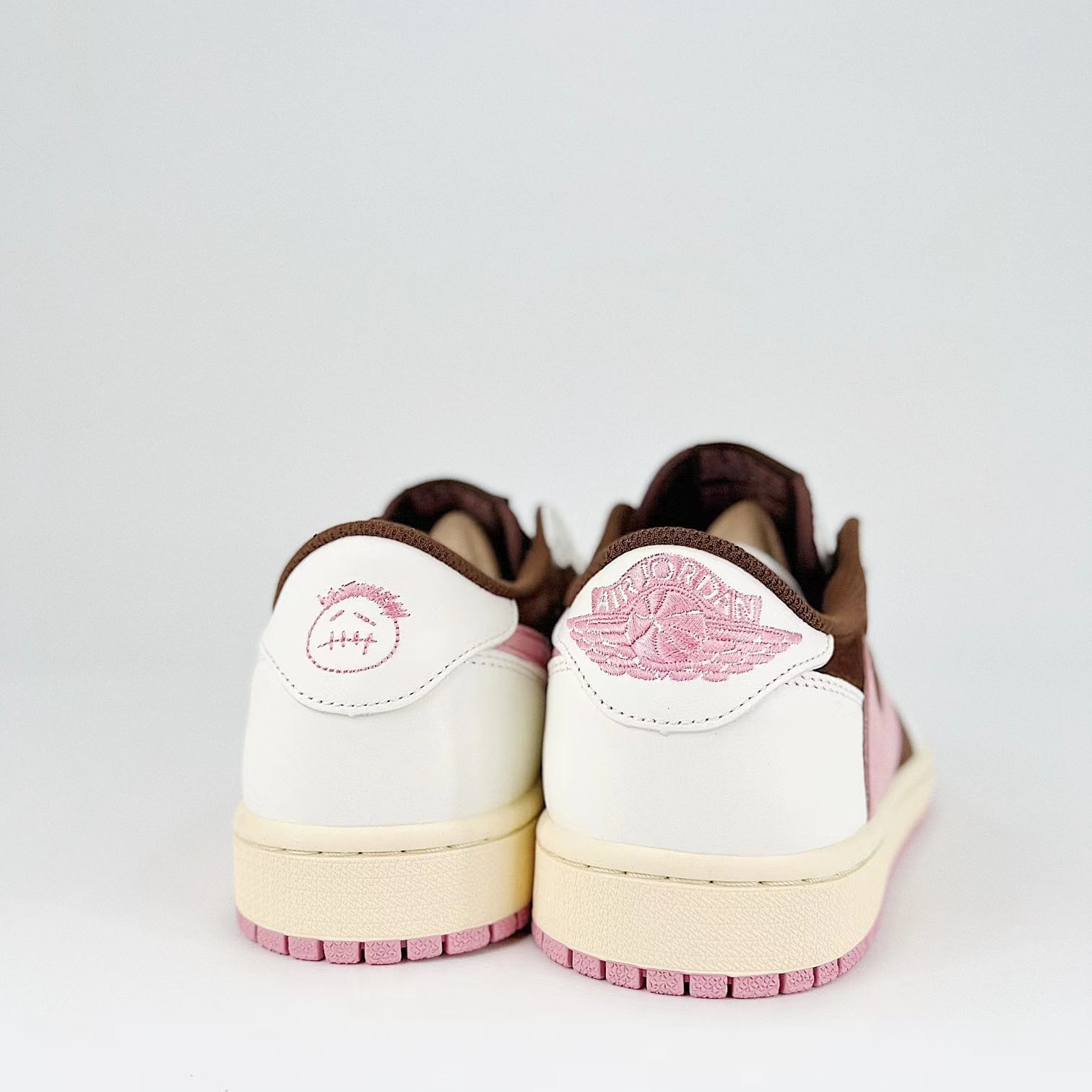 Travis Scott x Air Jordan 1 Low  Sneaker   DZ4137-206 - DopestKickz