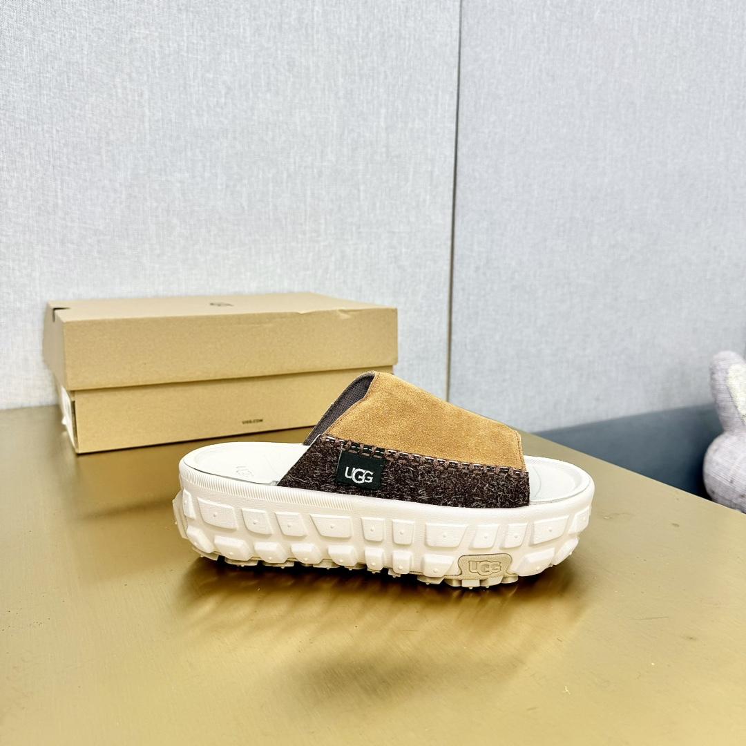 Ugg All Gender Venture Daze Slide - DopestKickz