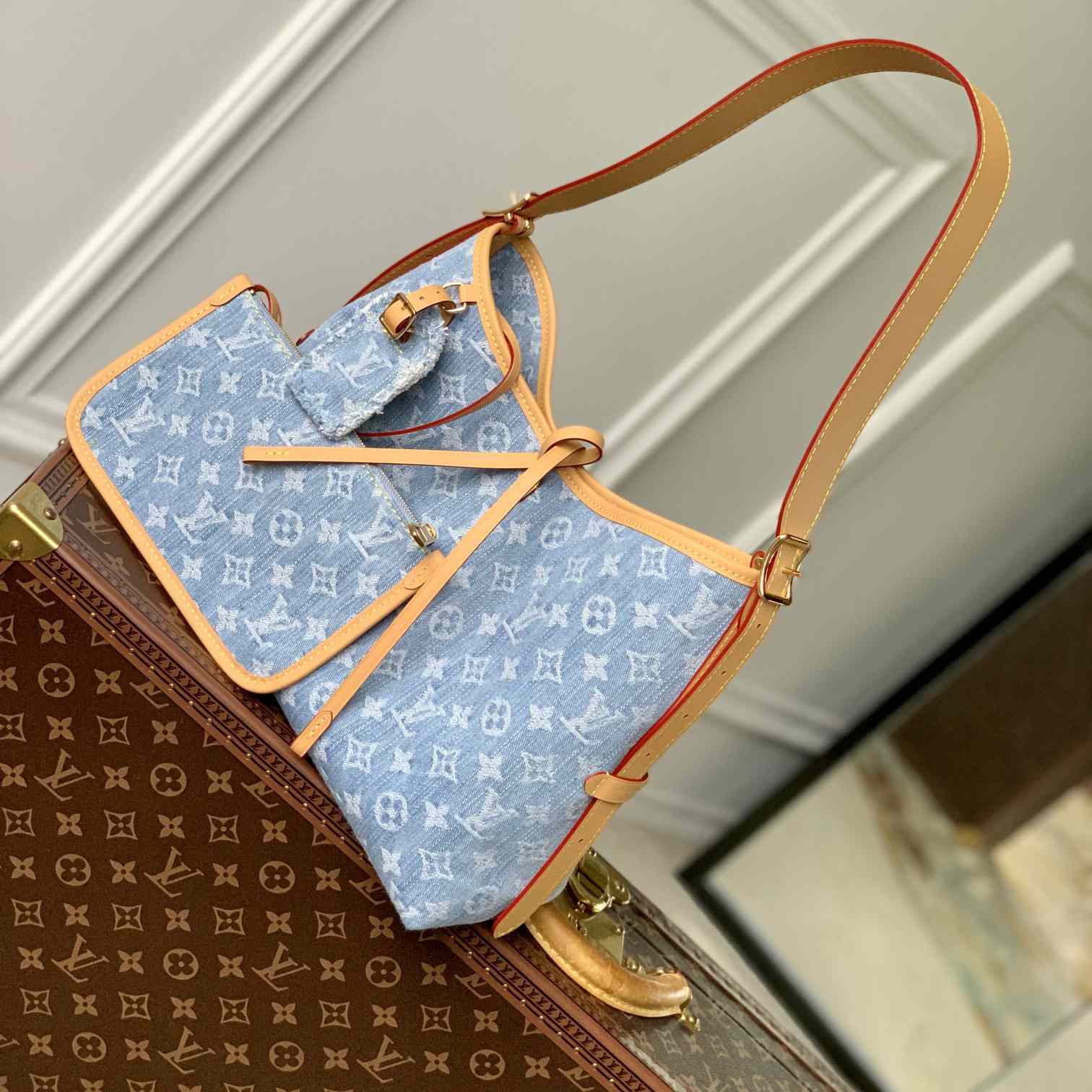 Louis Vuitton CarryAll PM   M11462 - DopestKickz