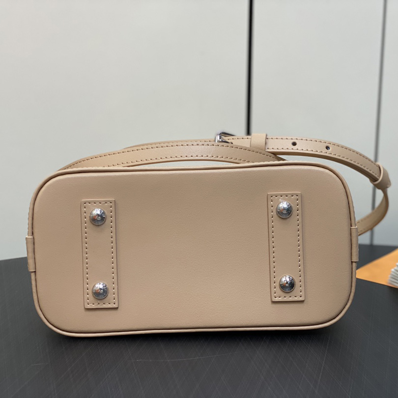 Louis Vuitton Alma BB    M24153 - DopestKickz