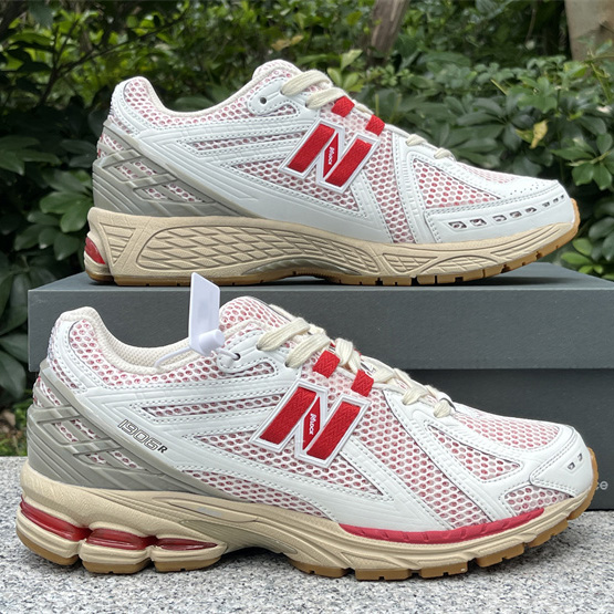 New Balance 1906R Sneakers      M1906RO  - DopestKickz