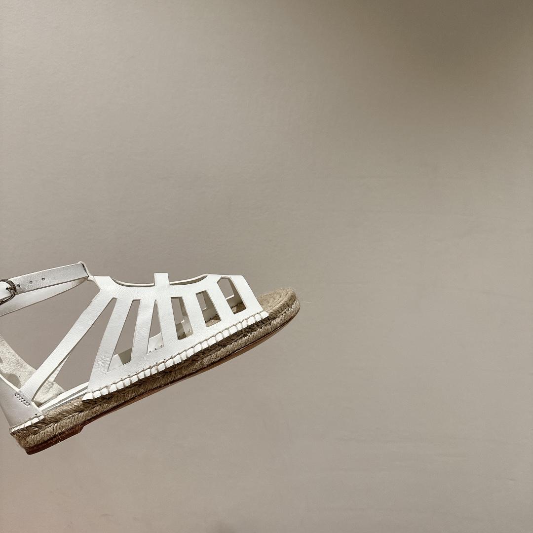 Hermes Costanza Espadrille - DopestKickz