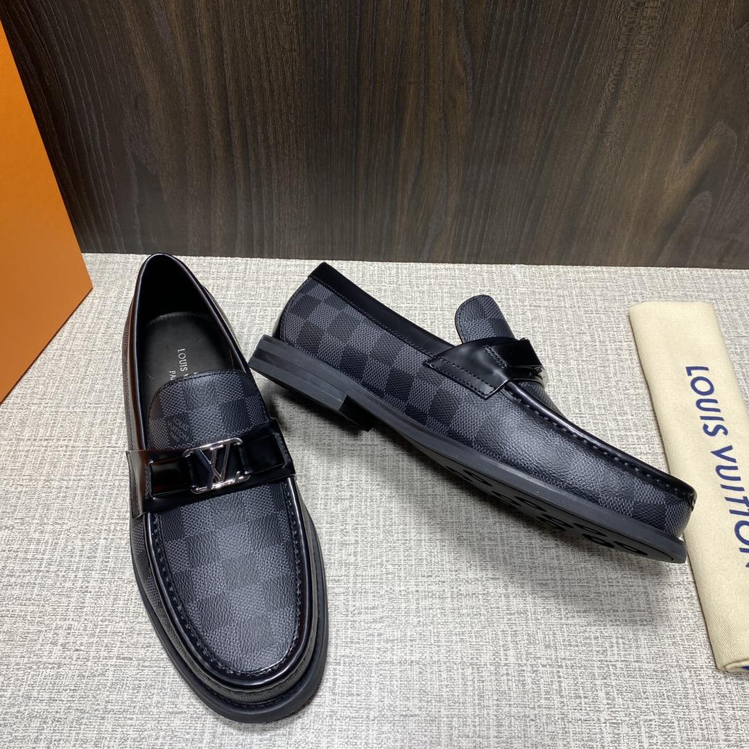 Louis Vuitton Hockenheim Moccasin - DopestKickz