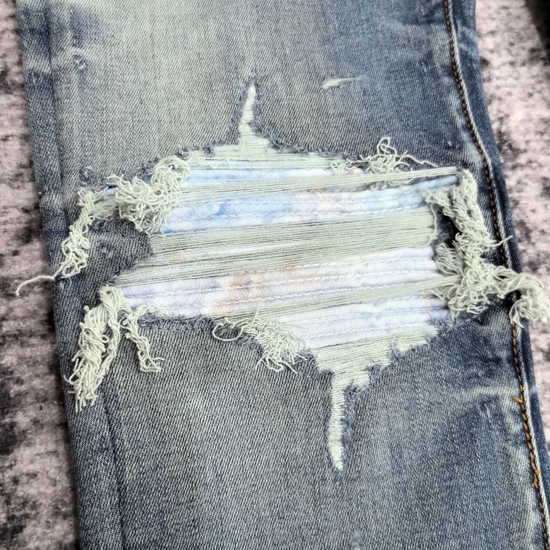 Amiri Slim Fit Jeans    672 - DopestKickz