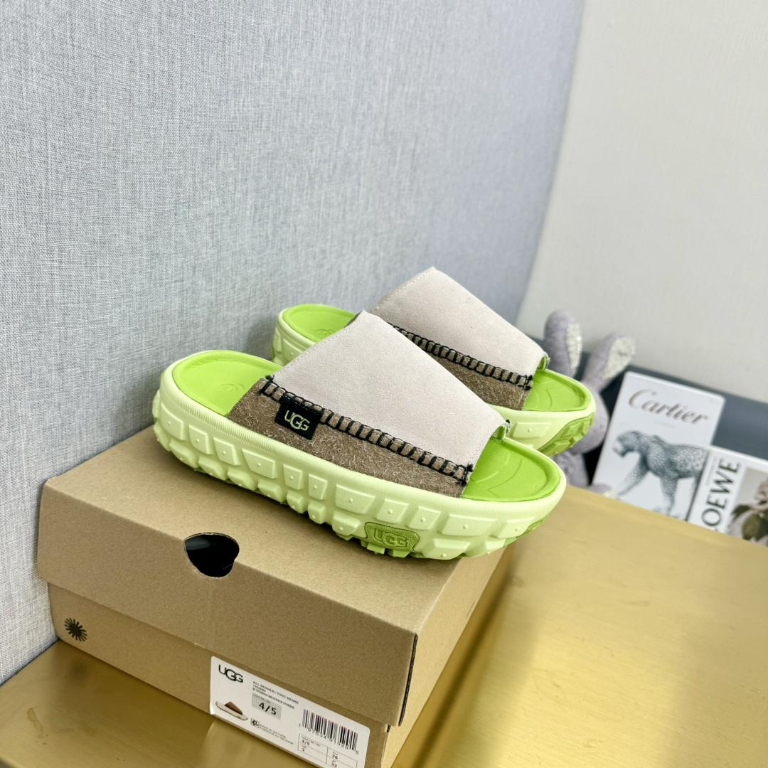 Ugg All Gender Venture Daze Slide - DopestKickz