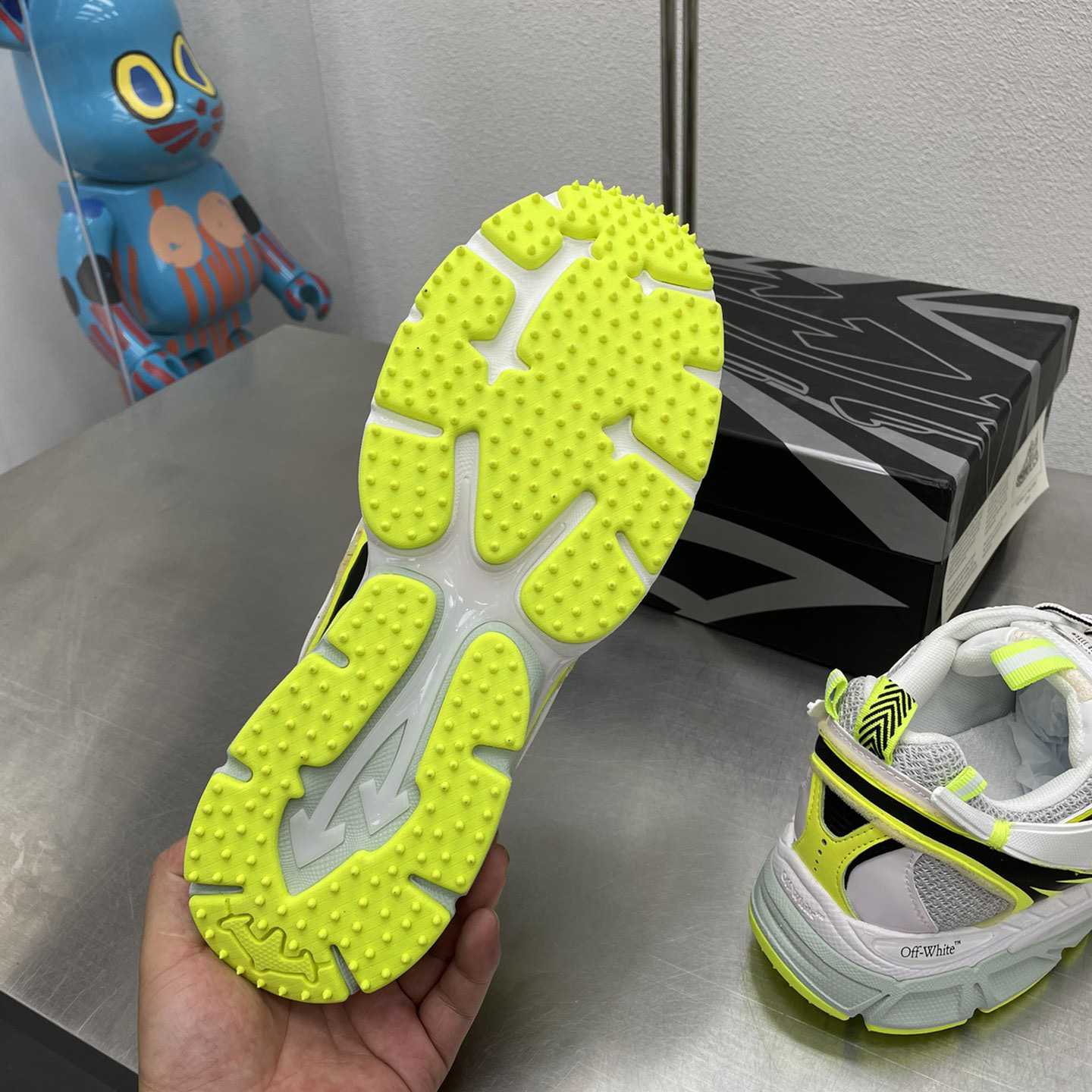 Off-White c/oVrgil Abloh™ Sneakers - DopestKickz