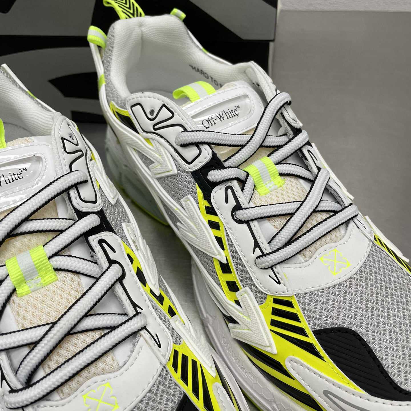 Off-White c/oVrgil Abloh™ Sneakers - DopestKickz