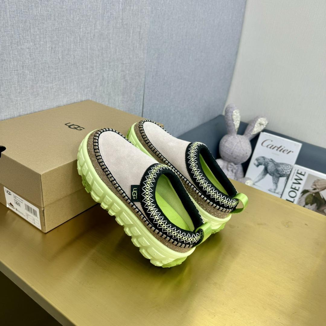 Ugg All Gender Venture Daze - DopestKickz