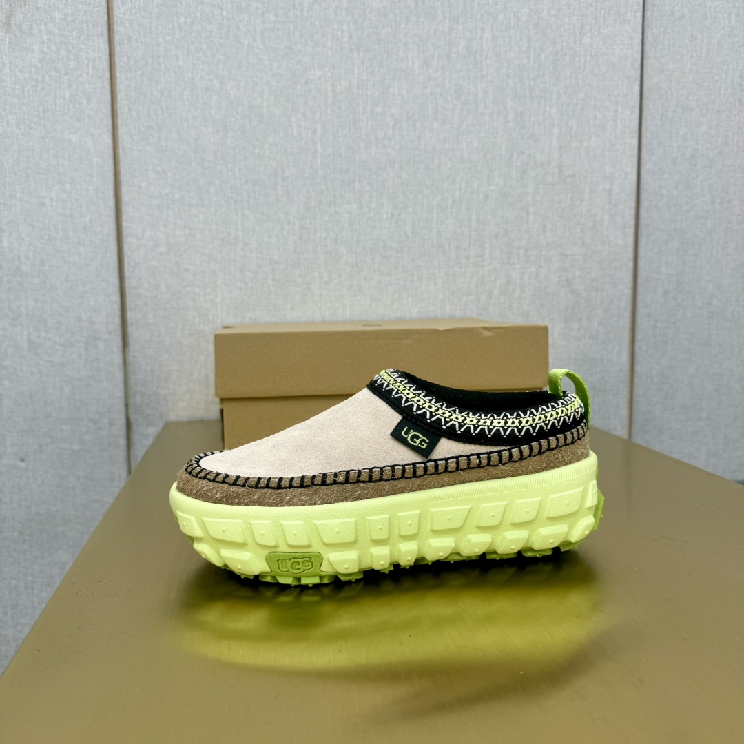 Ugg All Gender Venture Daze - DopestKickz