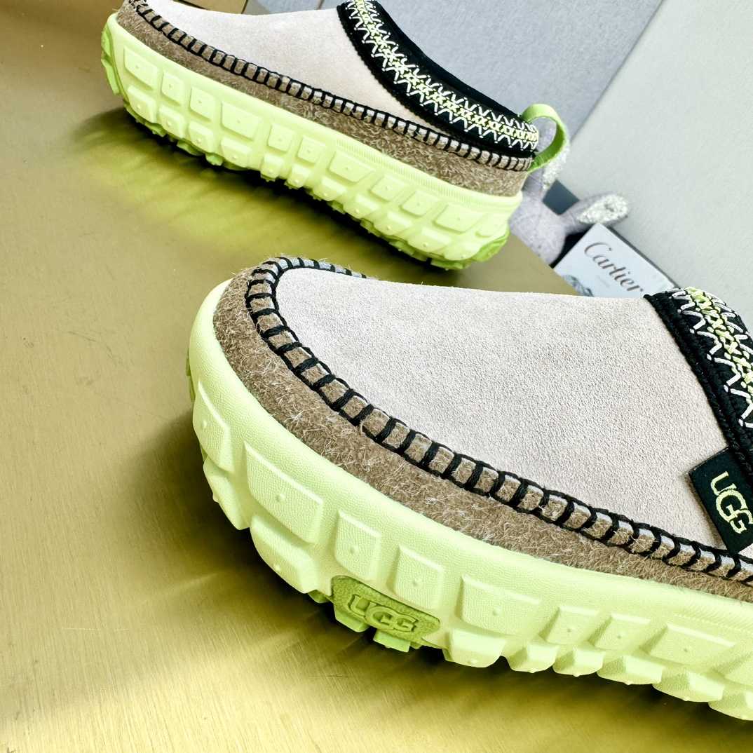 Ugg All Gender Venture Daze - DopestKickz