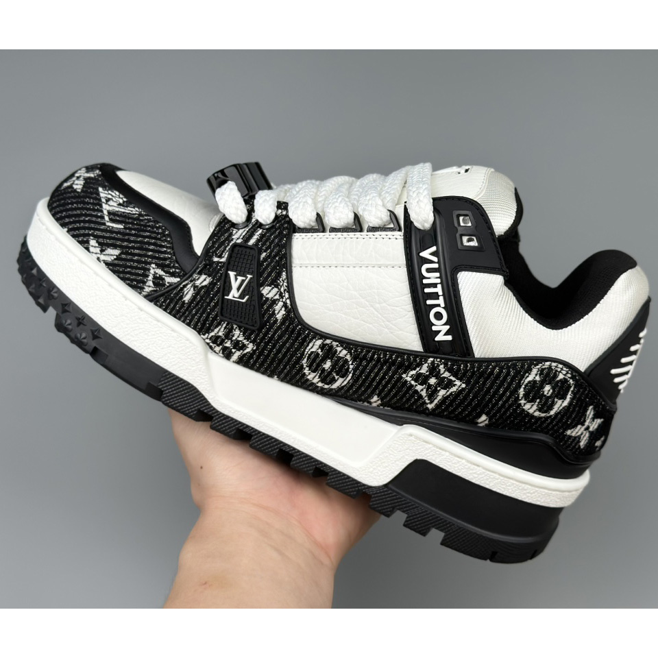 Louis Vuitton LV Trainer Maxi Sneaker  1ACXAG - DopestKickz