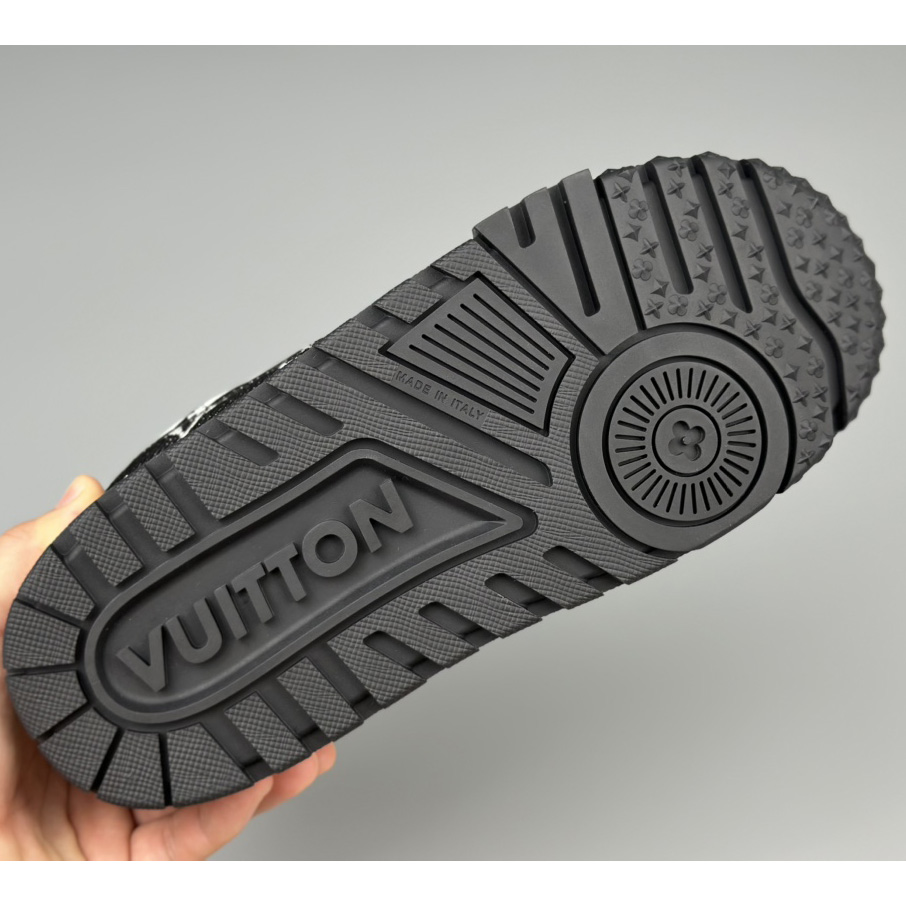 Louis Vuitton LV Trainer Maxi Sneaker  1ACXAG - DopestKickz