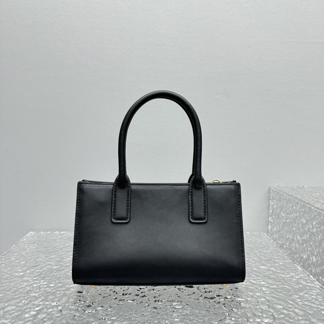 Versace Medusa '95 Small Tote Bag - DopestKickz