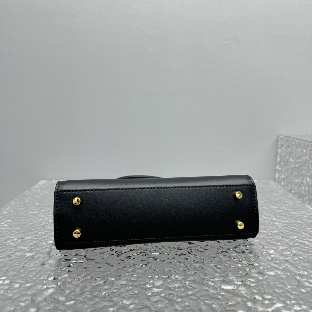 Versace Medusa '95 Small Tote Bag - DopestKickz