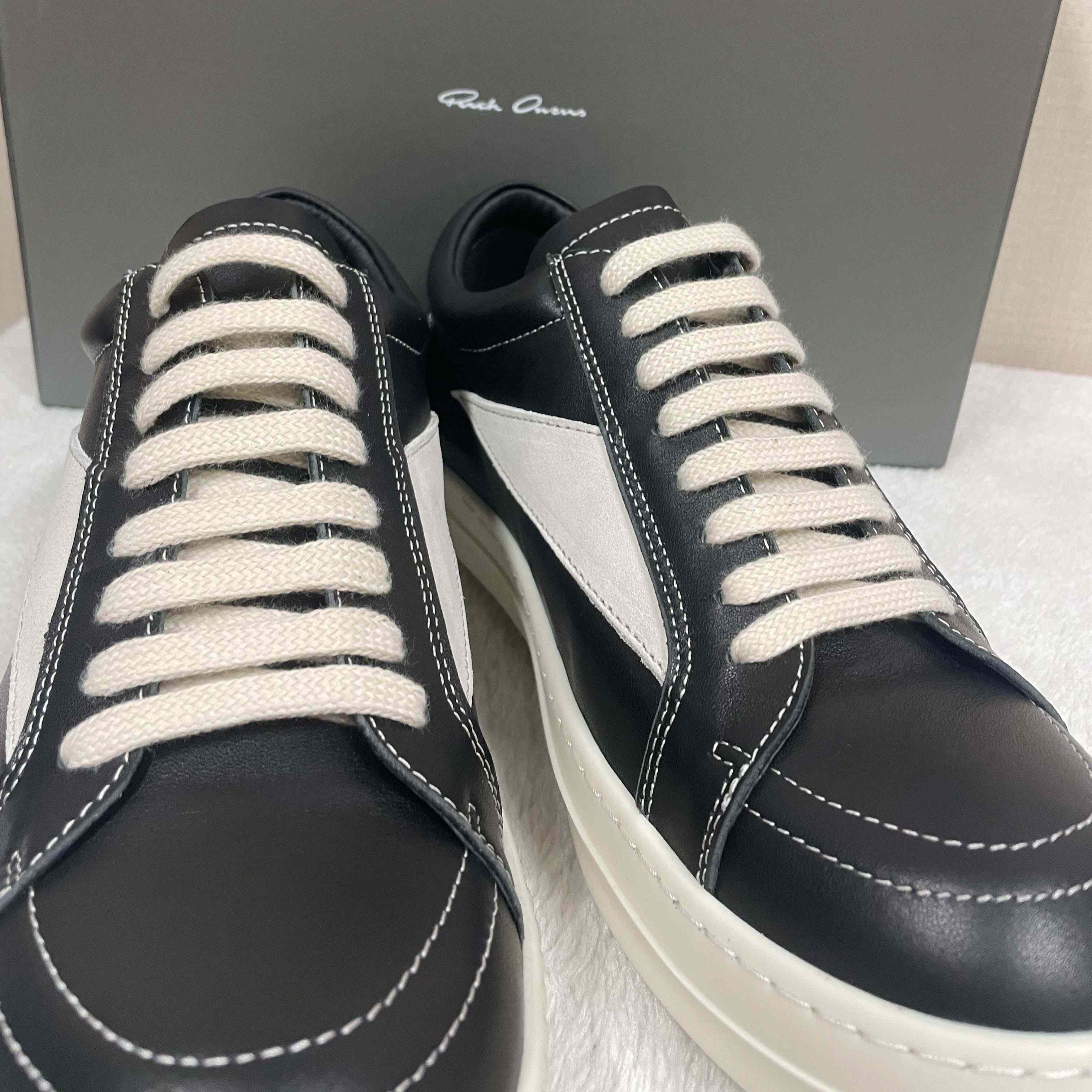 Rick Owens Low-Top Sneakers - DopestKickz