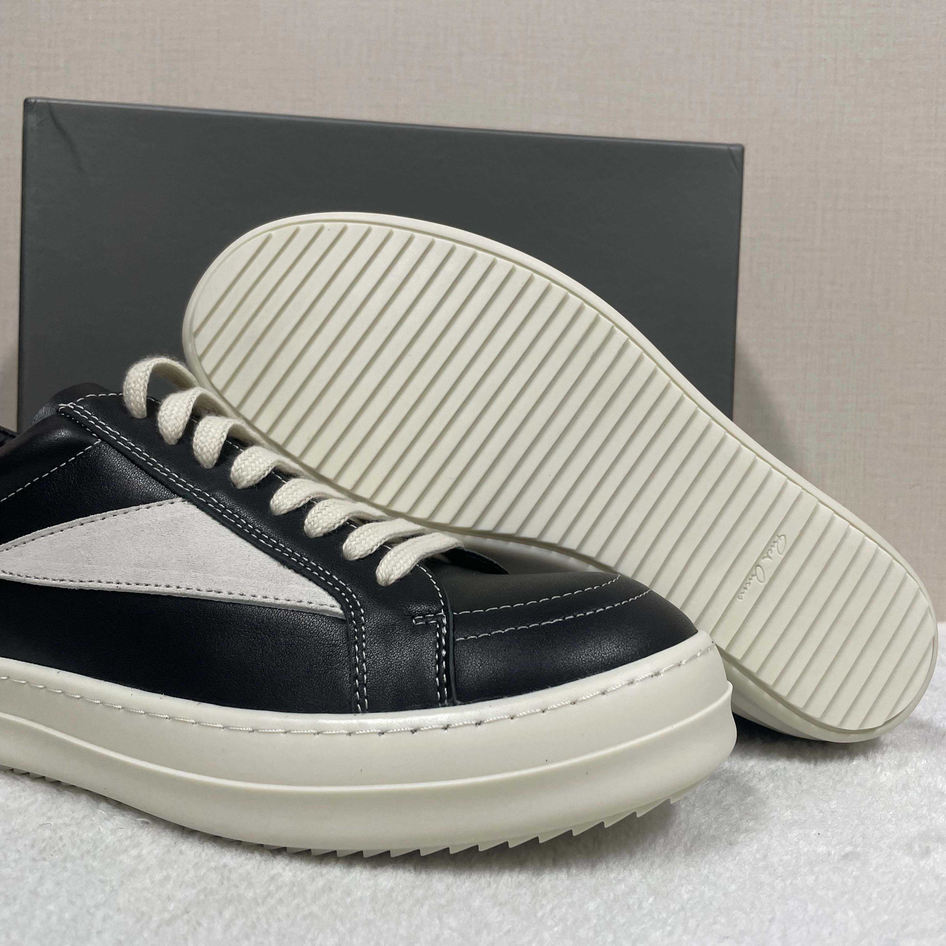 Rick Owens Low-Top Sneakers - DopestKickz
