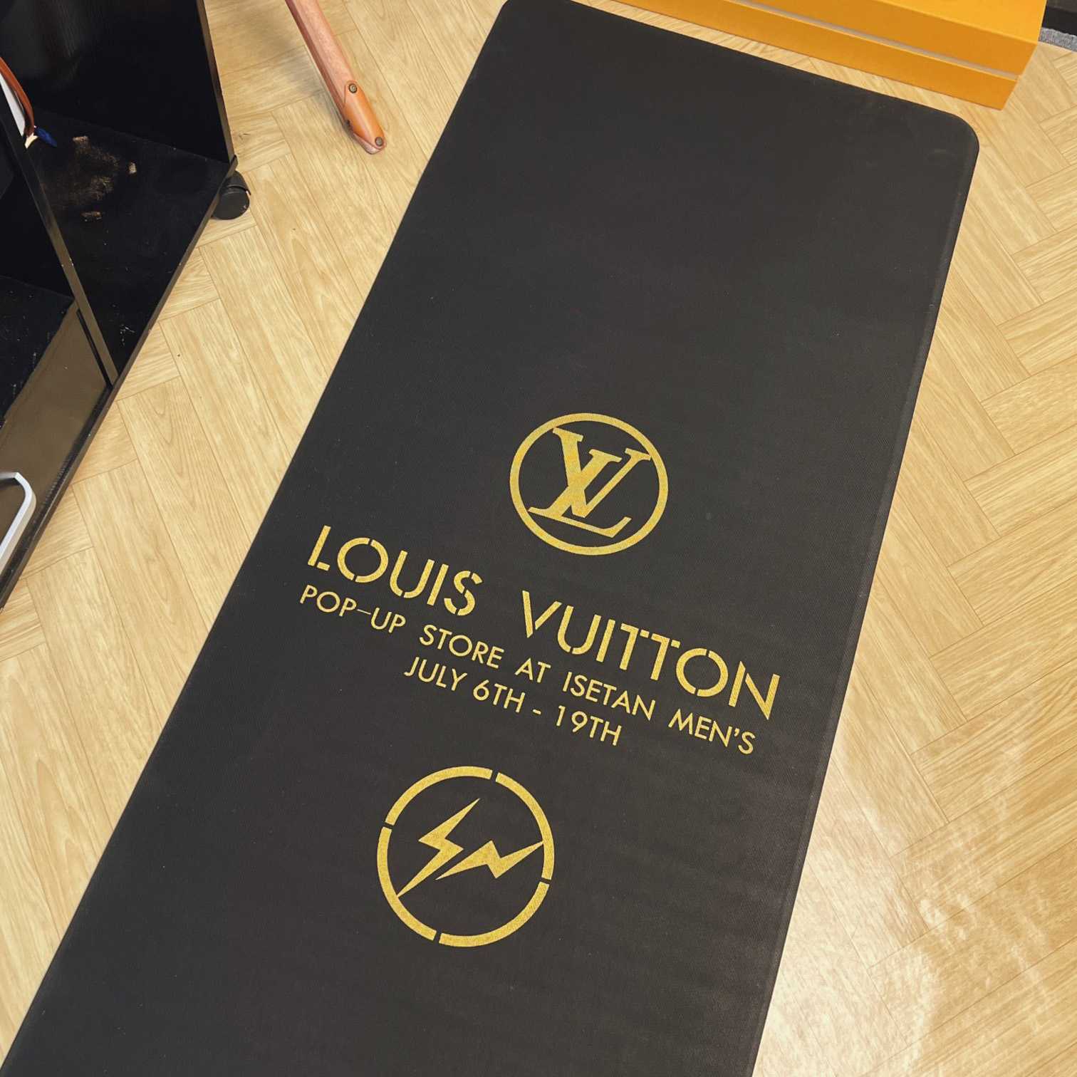 Louis Vuitton Exercise Mat  GI0920 - DopestKickz