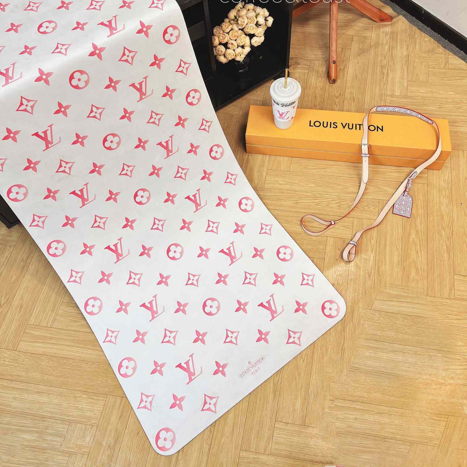 Louis Vuitton Exercise Mat  GI0920 - DopestKickz