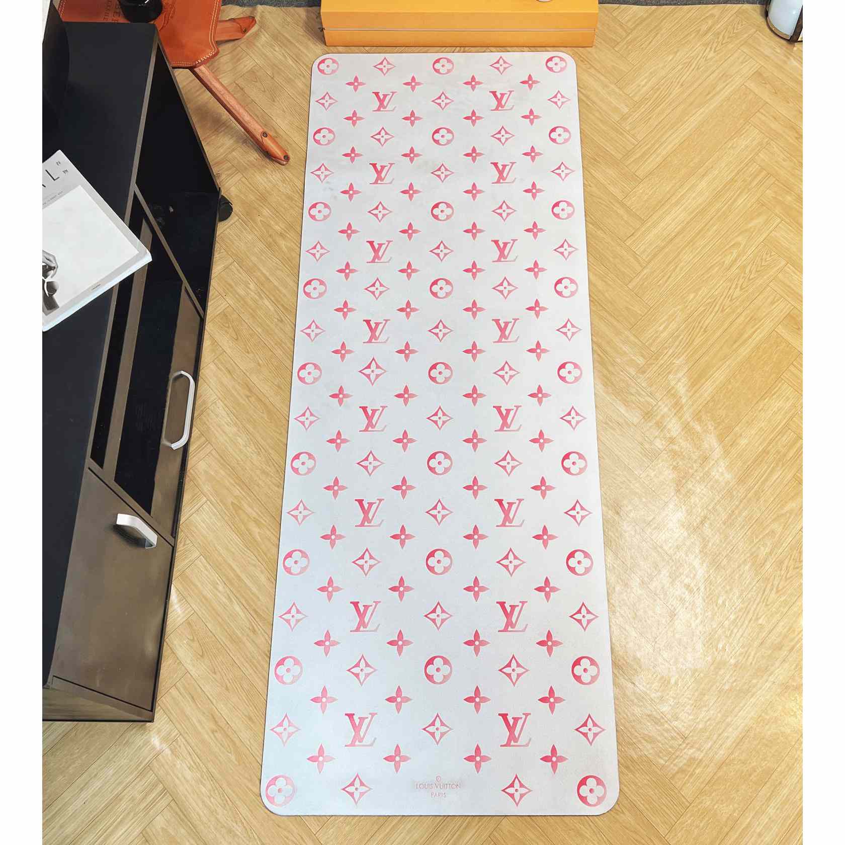Louis Vuitton Exercise Mat  GI0920 - DopestKickz