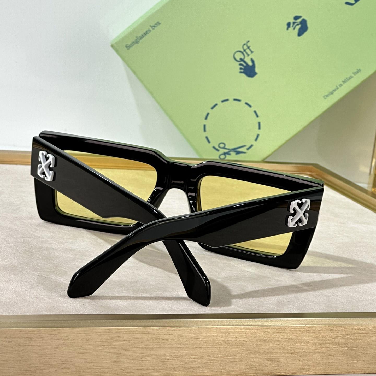 Off White Moberly Sunglasses      OERl114 - DopestKickz