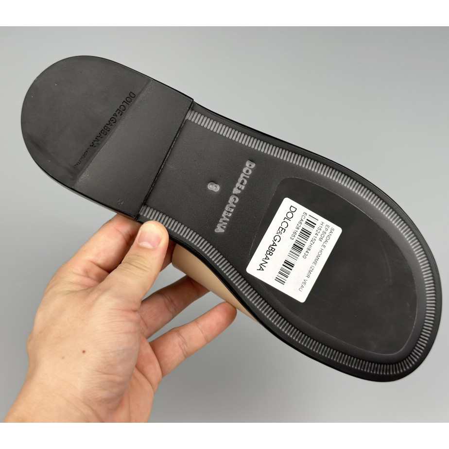 Dolce & Gabbana Logo-plaque Cross-over Leather Sandals - DopestKickz