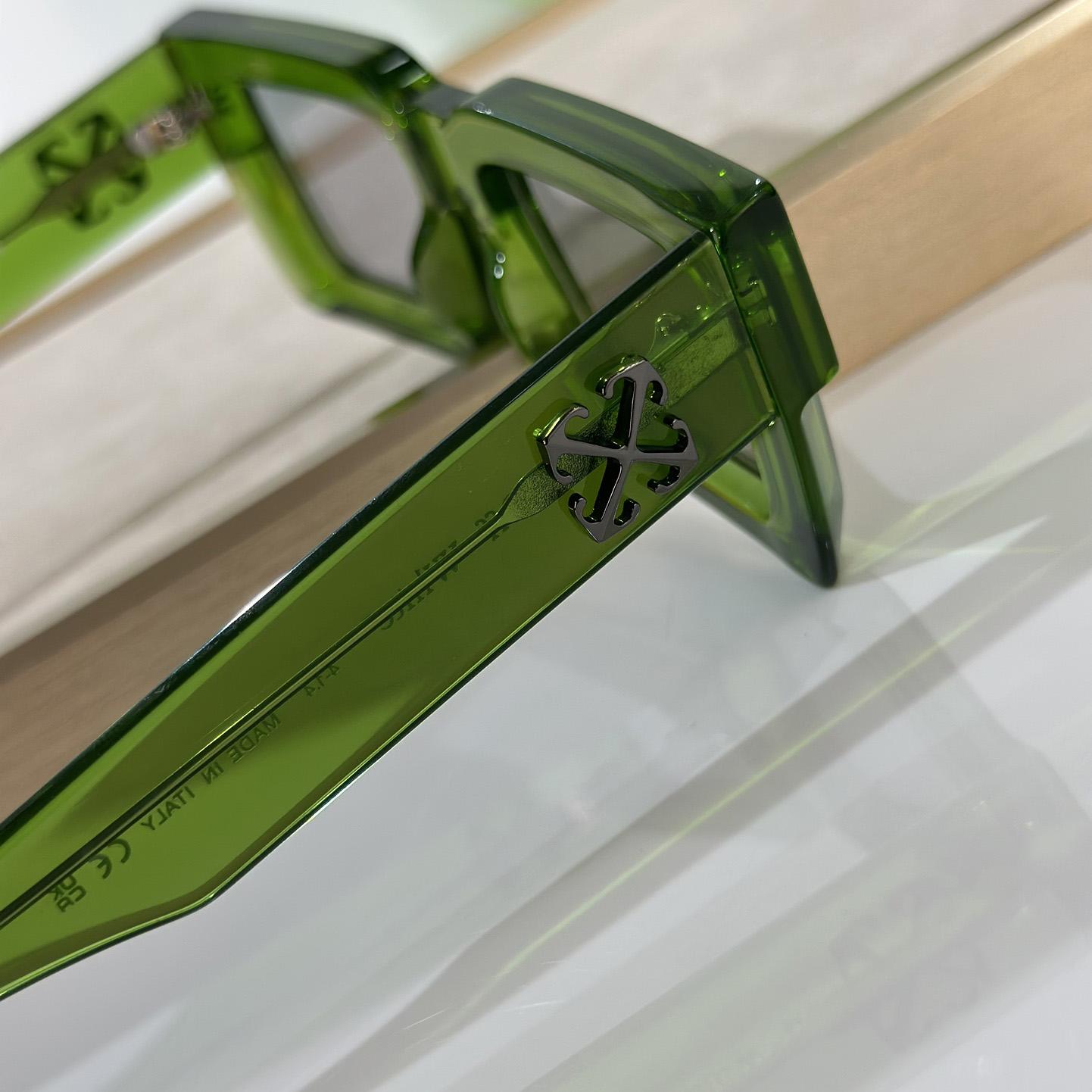 Off White Moberly Sunglasses      OERl114 - DopestKickz