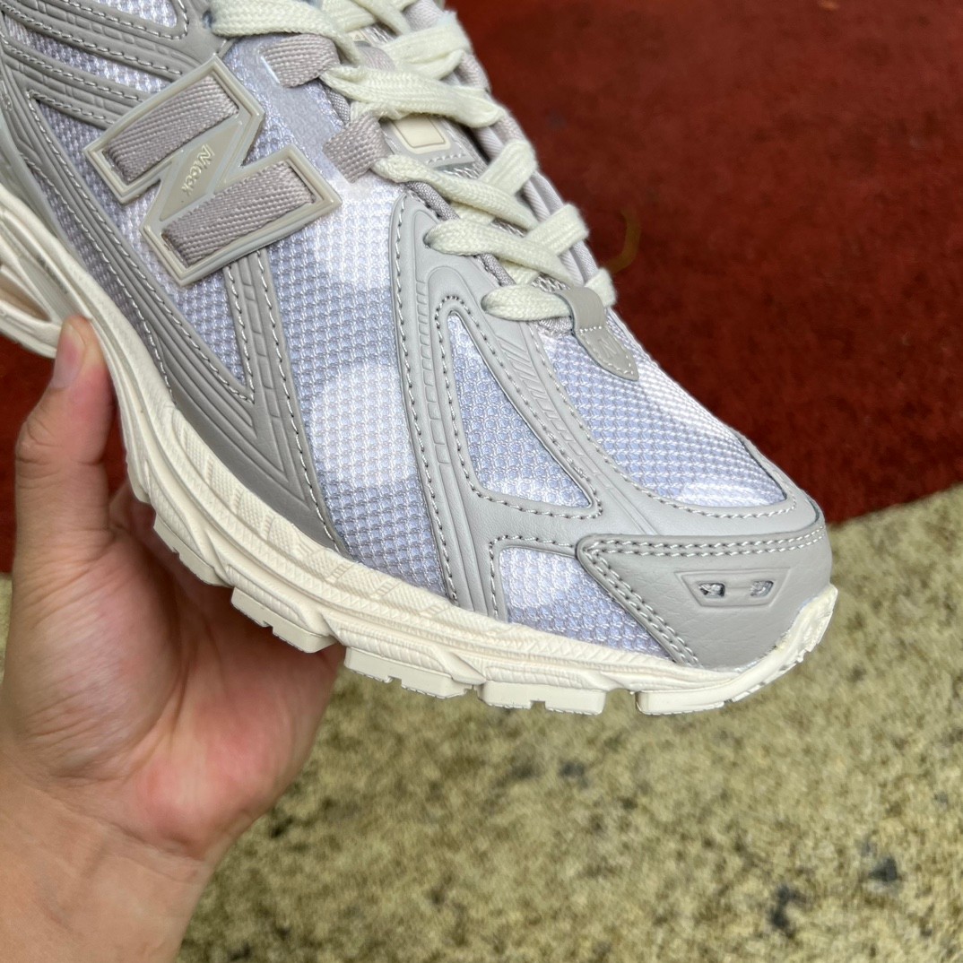 New Balance 1906R Sneakers      M1906RPA - DopestKickz